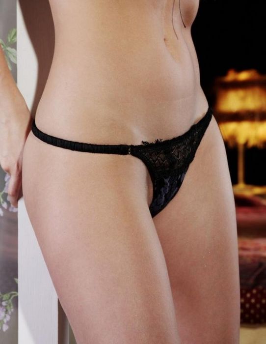 Куртизанки на протяжении веков: искусство заботы и интимного досуга